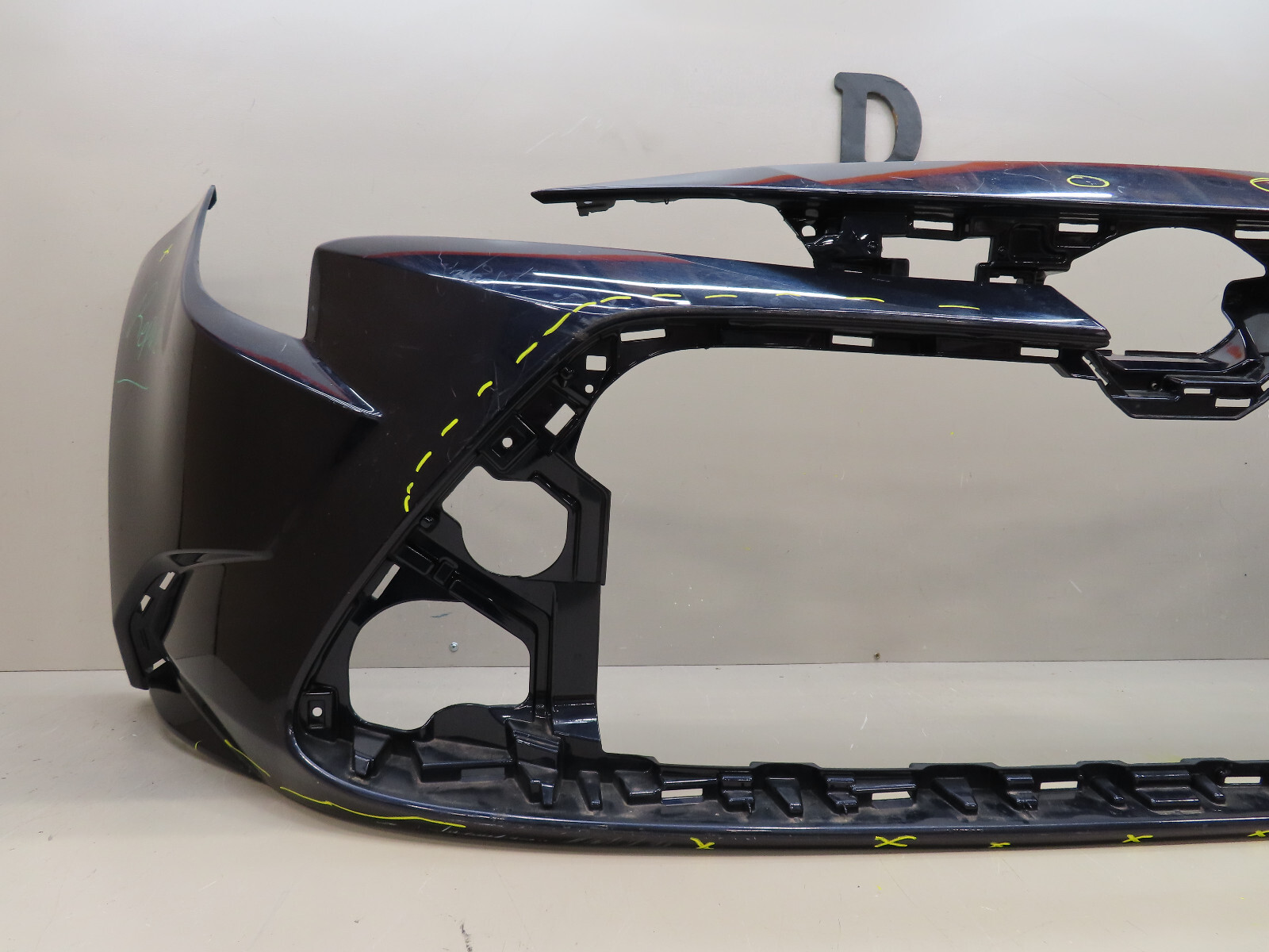 2020 2021 2022 TOYOTA COROLLA FRONT BUMPER COVER OEM 52119-02N91  