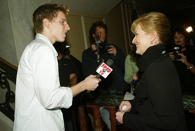 Meryl Streep talks to report from Fred TV As she at 5th Costume D- 2003 Photo 1