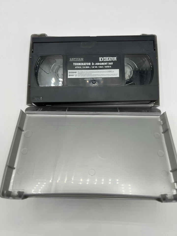 Terminator 2 Judgment Day VHS DVHS D-VHS D-Theater High Definition - Image 3 of 3