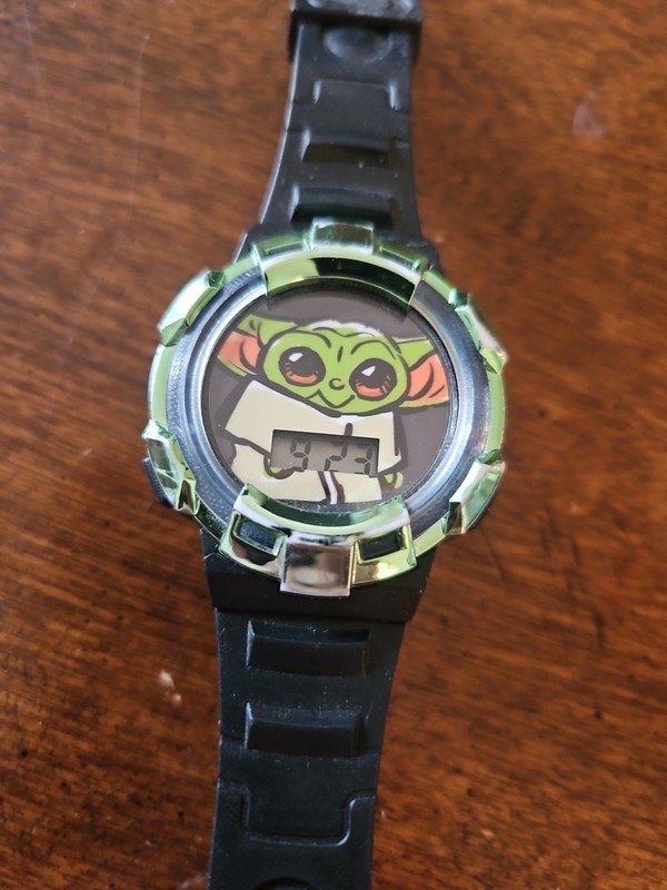 Star Wars/Lucasfilm Baby Yoda Accutime digital wrist watch- Works! ~W02~
