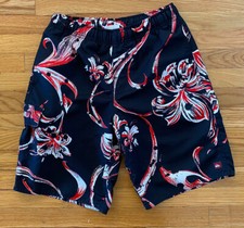 VTG 90s Quiksilver Black Red Floral Print Lined Board Shorts SZ 26 Trunks