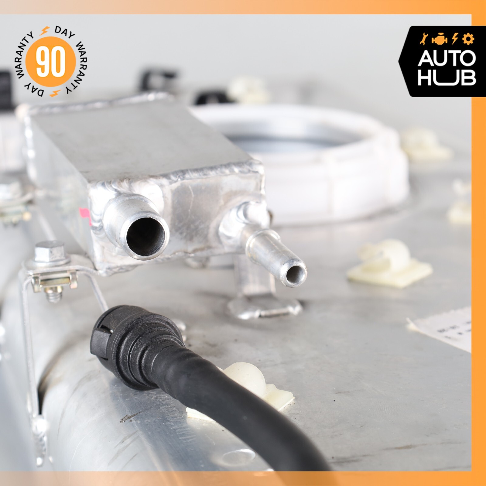 06-13 Maserati Quattroporte M139 S GT S Gas Fuel Tank Reservoir Assembly OEM 51k