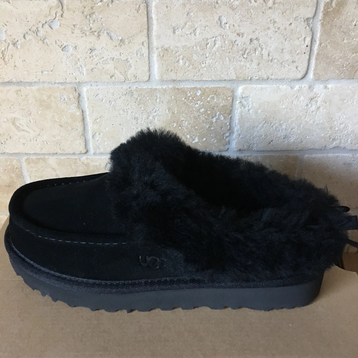 Ugg on sale the grove