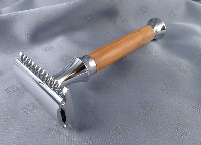 Timor OLIVENHOLZ Rasierhobel mit Klingen Rasierer offener Kamm made in Solingen