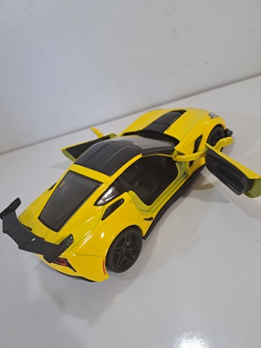 Motormax Die Cast 1/24 Scale 2019 C7 Chevrolet Corvette ZR1 Sports Car - Picture 8 of 12