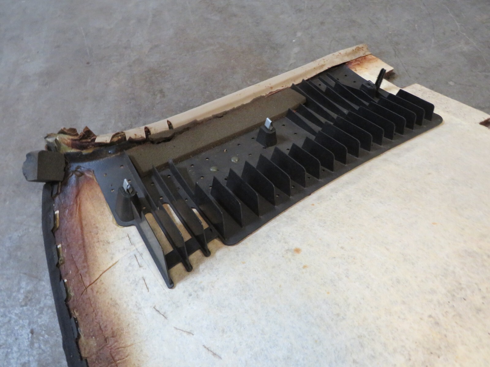 2006 BENTLEY FLYING SPUR RIGHT  SIDE HEADLINER LEATHER