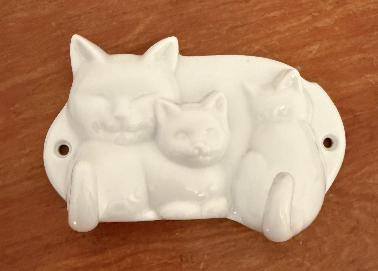 Vintage 80's Avon Kitchen Kittens Wall Hook 5.5”