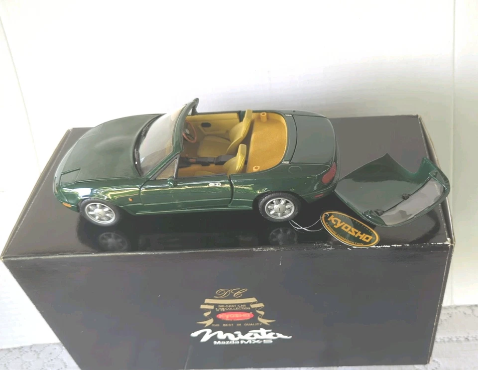 KYOSHO 1/18 MAZDA MX-5 MIATA CABRIOLET VERDE BRITÁNICO N.º:7011 INCL: TECHO RÍGIDO Foto 3 de 4