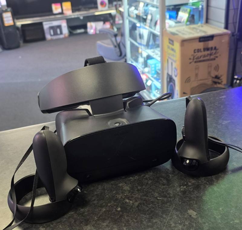 Oculus Rift S PC VR Headset Touch Controllers Boxed Virtual Reality System