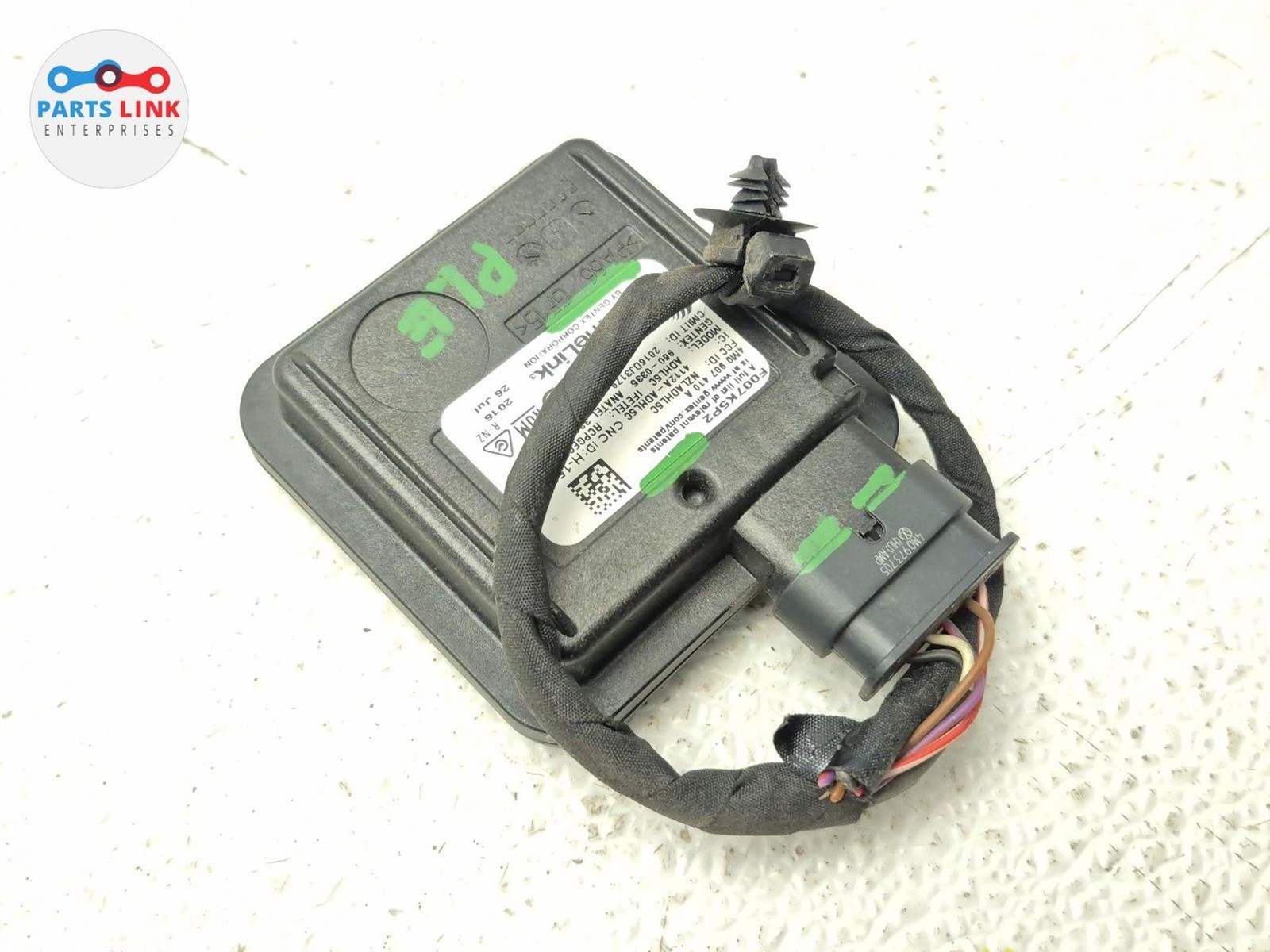 2016-20 BENTLEY BENTAYGA HOMELINK GARAGE OPENER CONTROL MODULE 4M0907410A 636