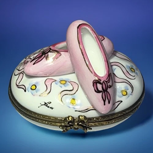 Limoges France Peint Main Ballet Slipper Collectible Hinged Porcelain Signed