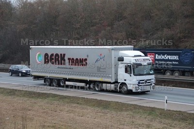 LKW Foto Mercedes-Benz Actros Planensattelzug Deutschland weiß BERK TRANS #e9vz