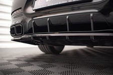 Street+ Mittlerer Diffusor RACE Heck Ansatz passend für Mercedes-AMG GT 63S 4 Do Street+ Mittlerer Diffusor RACE Heck Ansatz passend für Mercedes-AMG GT 63S 4 Do