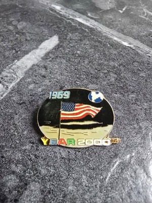 Apollo 11 Mission 1969, Year 2000 Anstecker