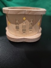 Richard Glasser Carolers Tealight Holder Wooden