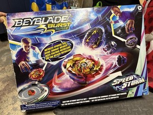 Hasbro: Beyblade Burst Surge Speed Storm Motor Strike Battle Set Game (F0578)