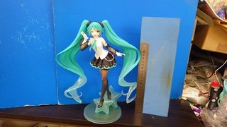 Used Extra Figure 15 Adult Collectible (2225