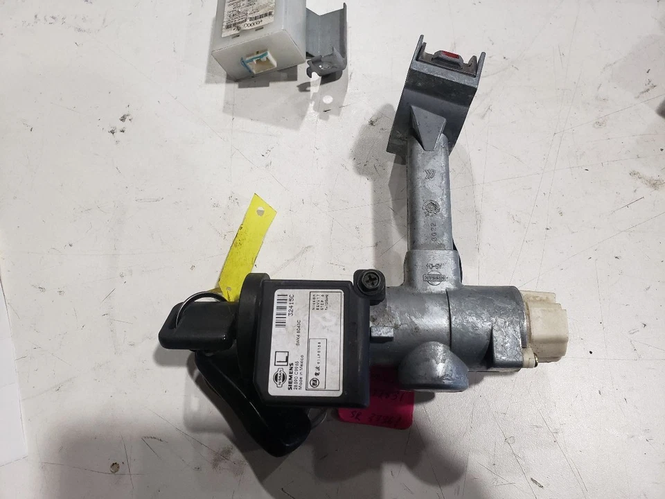 Conjunto de segurança de ignição - 2004 Infiniti G35 Coupe manual - OEM 28590C9965 - Imagem 4 de 4