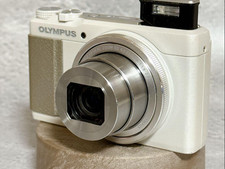 Olympus STYLUS XZ-10 White Compact Digital Camera Tested Working Japan Used