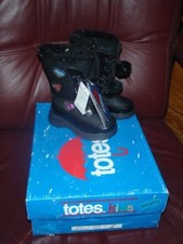 TOTES KIDS WATERPROOF CANDY BLACK W/HEARTS WINTER BOOTS SZ 7 TODDLER NEW RET 44