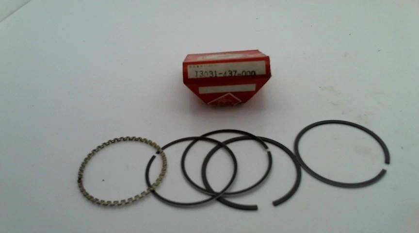 JEU DE SEGMENTS +050 ORIGINE HONDA 125 XLS XR 79-84 125 CBS 76-79 13031-437-000 - Photo 1/1