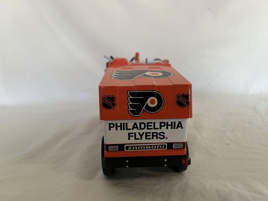 【希少】ダンバリーミント　1/24 Philadelphia Flyers Dumbari Mint 1/24 Philadelphia Flyers ZAMBONI Diecast Car
