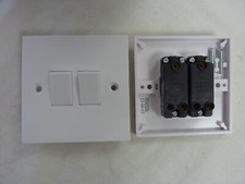 10 X Schneider GSW2G2W Light Switch Square Profile 2 Gang 2 Way Single White 10A
