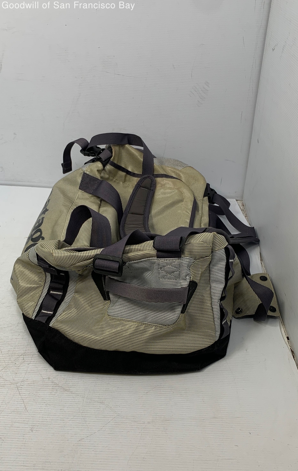 Patagonia Black Hole Duffle Bag Adjustable Straps Pockets Olive Brown