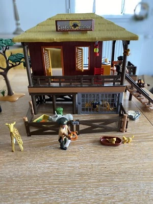 PLAYMOBIL Centre de soins pour animaux sauvages - Photo 1/4