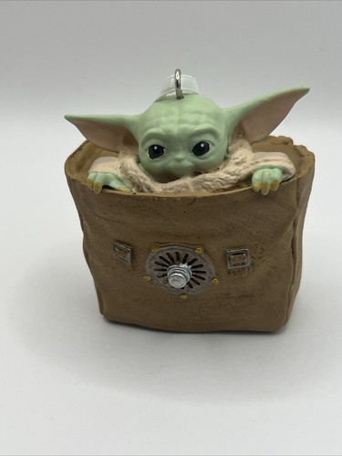 Star-Wars Grogu Mandalorian Christmas Tree Hallmark Ornament New In Box. - Picture 15 of 23