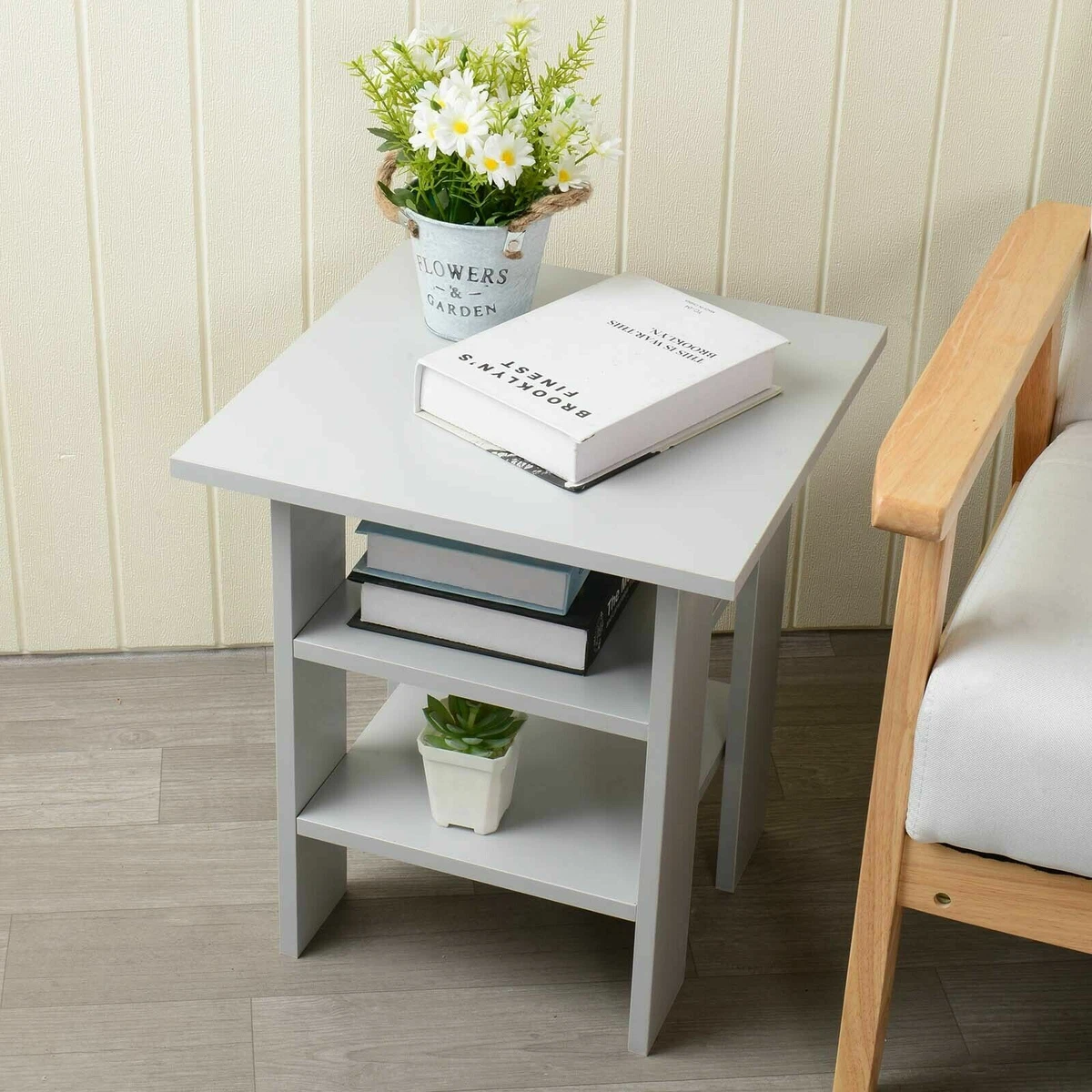 Storage bed with clearance side tables