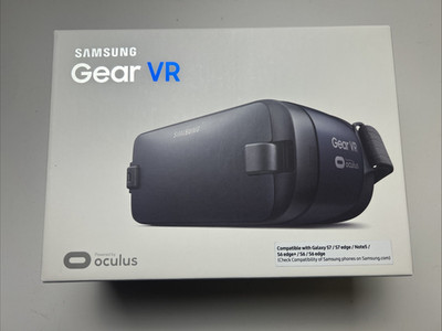 Samsung Gear VR SM-R323 Virtual Reality Headset USB-C New Sealed