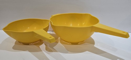 Vintage Tupperware Yellow 2 Piece Colander Strainer Set 1qt and 2qt #1200 & 1523