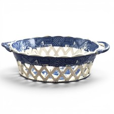 Antike Spode Nusskorb mit Relief, Long Bridge Muster, ca. 1810-1815