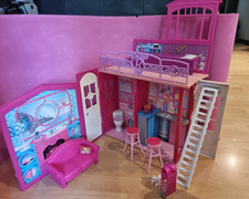 Mattel Barbie Glam Vacation Beach House Fold N' Go - Mitnehmhaus + Zubehör