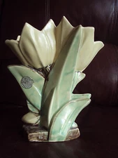 Vintage Real McCoy Double Tulip 8" Tall Vase With Org. Foil Sticker. Very Nice!
