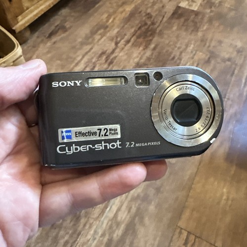 Sony Cybershot DSCP200 7.2MP Digital Camera Blue eBay
