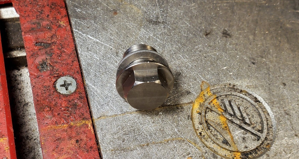 14mm 1.5 MAGNETIC OIL DRAIN PLUG 2000-2004 Kawasaki ZX-12R