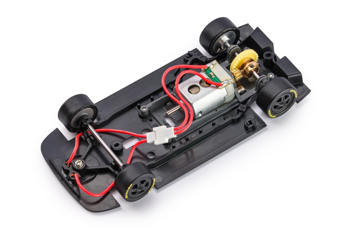 Slot it　1/32 スロットカー　SICA28ｈ◆Nissan R89C Slot It CA28H Nissan R89C, #24 1:32 Slot Car Carrera Digital