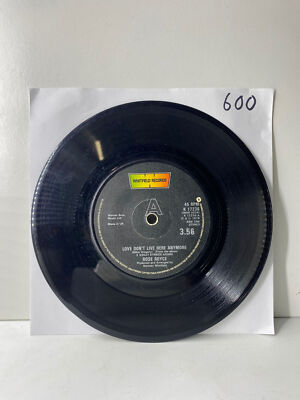 Love Don't Live Here Anymore / Do It Do It by Rose Royce - Single 7  Vinyl