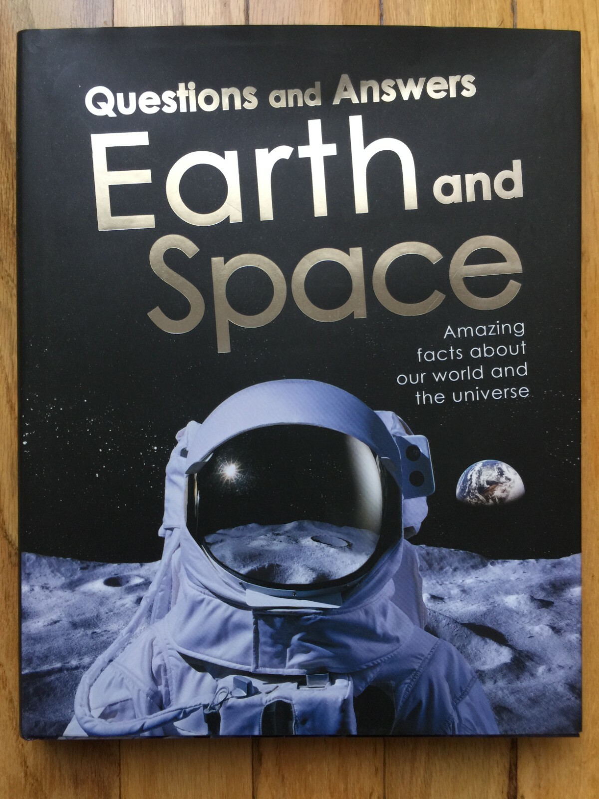 Questions and Answers Earth and Space 9781435143494 eBay