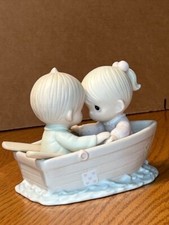 Precious Moments- 198 "Friends Never Drift Apart"  100250 Olive Branch Marking