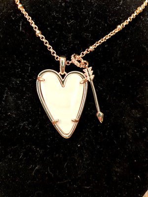 Kendra Scott Ansley Arrow White Stone Heart Necklace 14K Gold Plated New Gift