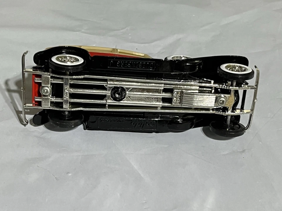 1:43 SCALE Duesenberg J Age d’or Town Car Model SOLIDO - Image 3 of 3