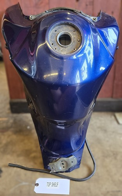 #ad 02 06 Suzuki Vstrom 1000 K2 BLUE Gas Tank Fuel Petrol Reservoir 44110 06G00 Y7H $500.00