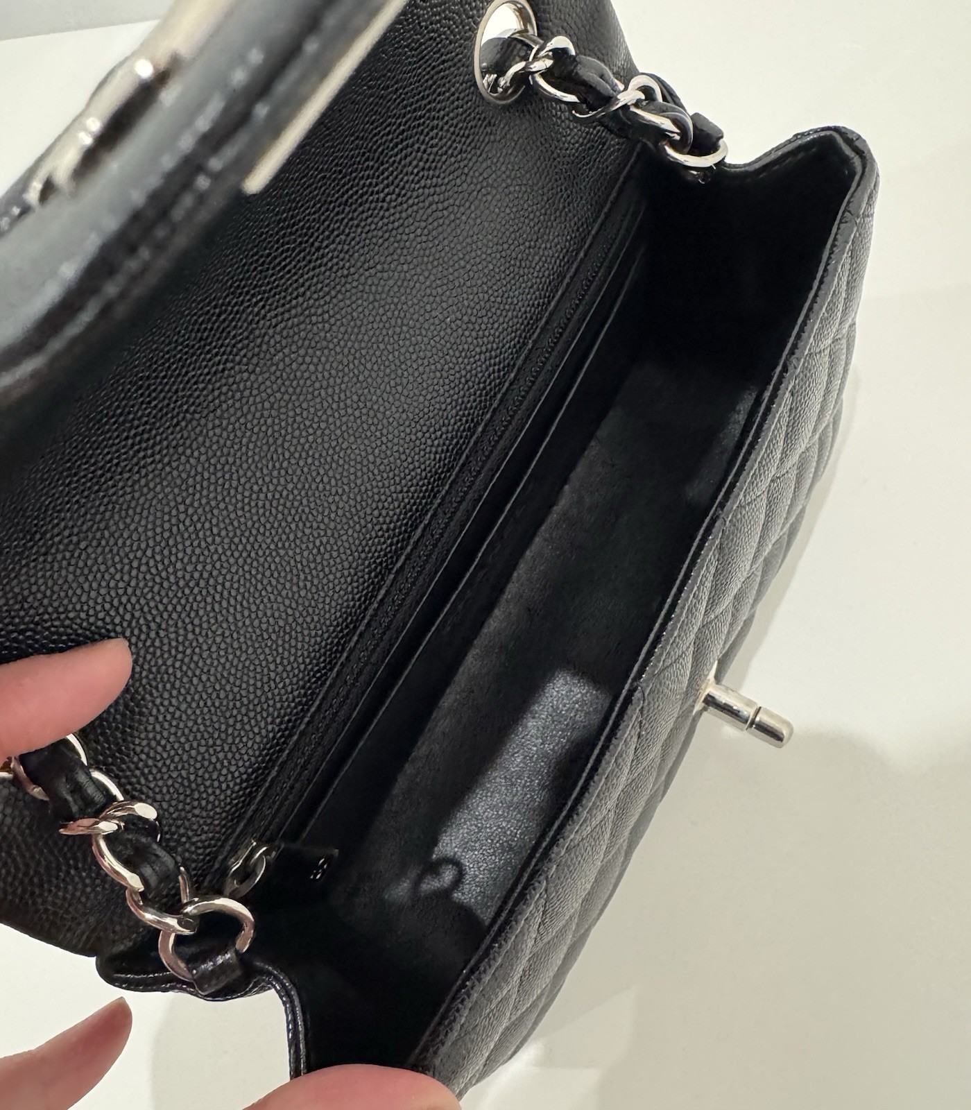 EUC Authentic Chanel Mini Rectangular Caviar Blac… - image 6