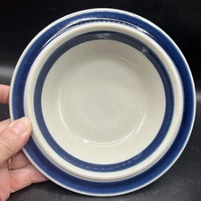 2 VTG Arabia Finland  Anemone Cereal Soup Bowl Cobalt Blue Rim 7”