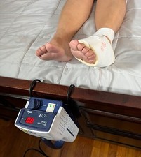 Blue Huntleigh Flowtron w/ Tube  Foot Garment 60 Day Warranty