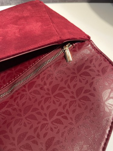 Swarovski Sparkling Holiday Clutch Bag (2020) Burgundy New Clutch Bag #5576937 - Picture 15 of 24
