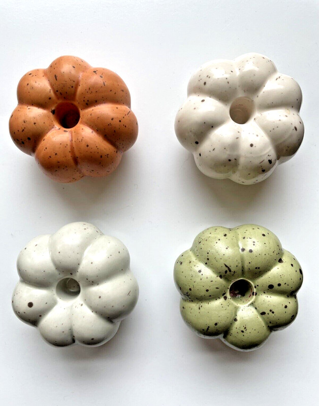 WILLIAMS SONOMA TINY TAPER CANDLE HARVEST PUMPKIN HOLDER SET FOUR ORIGINAL BOX!!